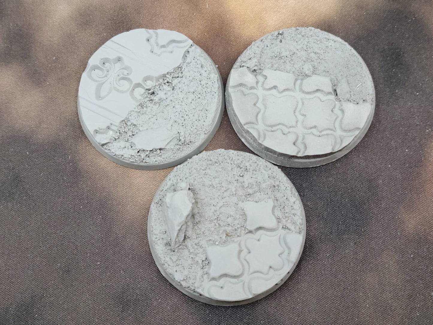 Flora De Leaf Round Bases